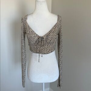 NWOT American Women's Long Sleeve Leopard Print Crop Top size XXS